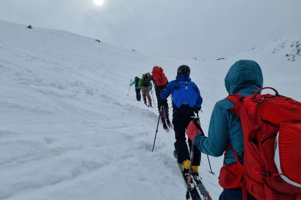 Broken River: Avalanche Skills Course 1