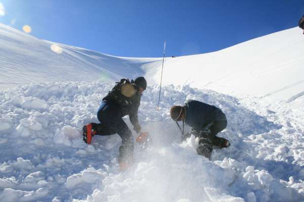 Temple Basin: NZSSI Avalanche Awareness Course - Ski and Snowboard