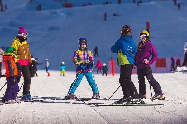 Porters: Seven Sundays - Ski and Snowboard Programme